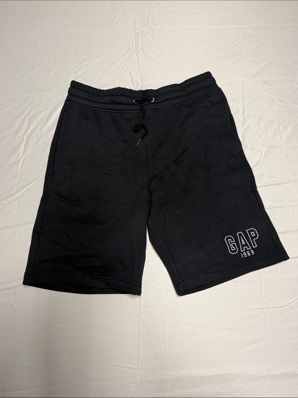 GAP Men's Black Logo Sweat Shorts - Size Small NWOT